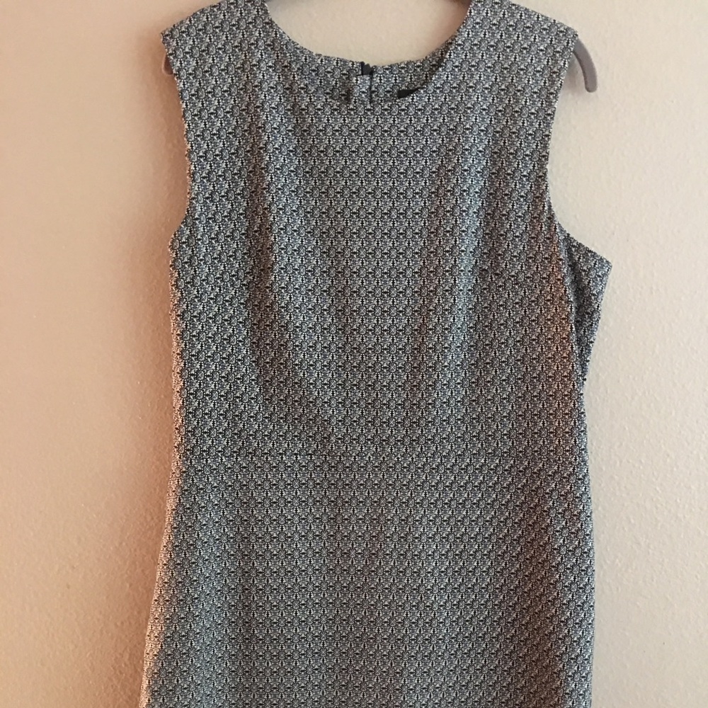 No Dry Clean Needed High Quality Business Dress!